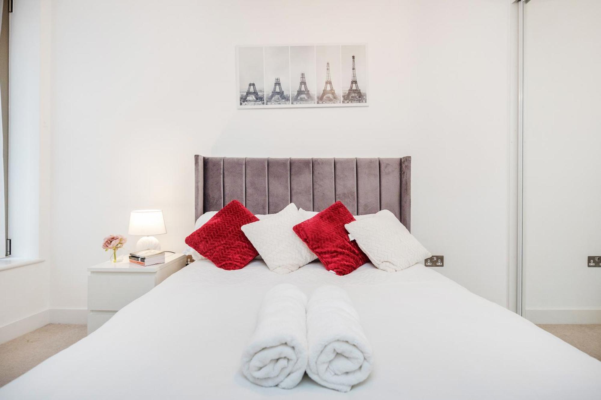 Deluxe Condo Beside 02 Arena And Central לונדון מראה חיצוני תמונה